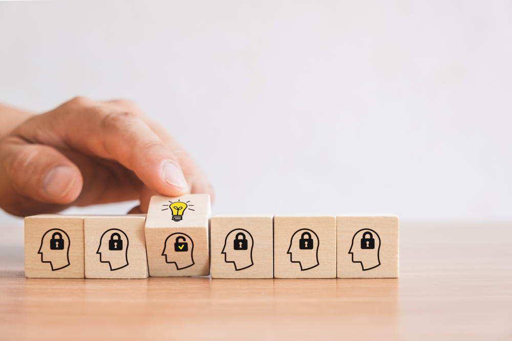 Desbloqueando la creatividad: Estrategias para superar el bloqueo creativo en marketing